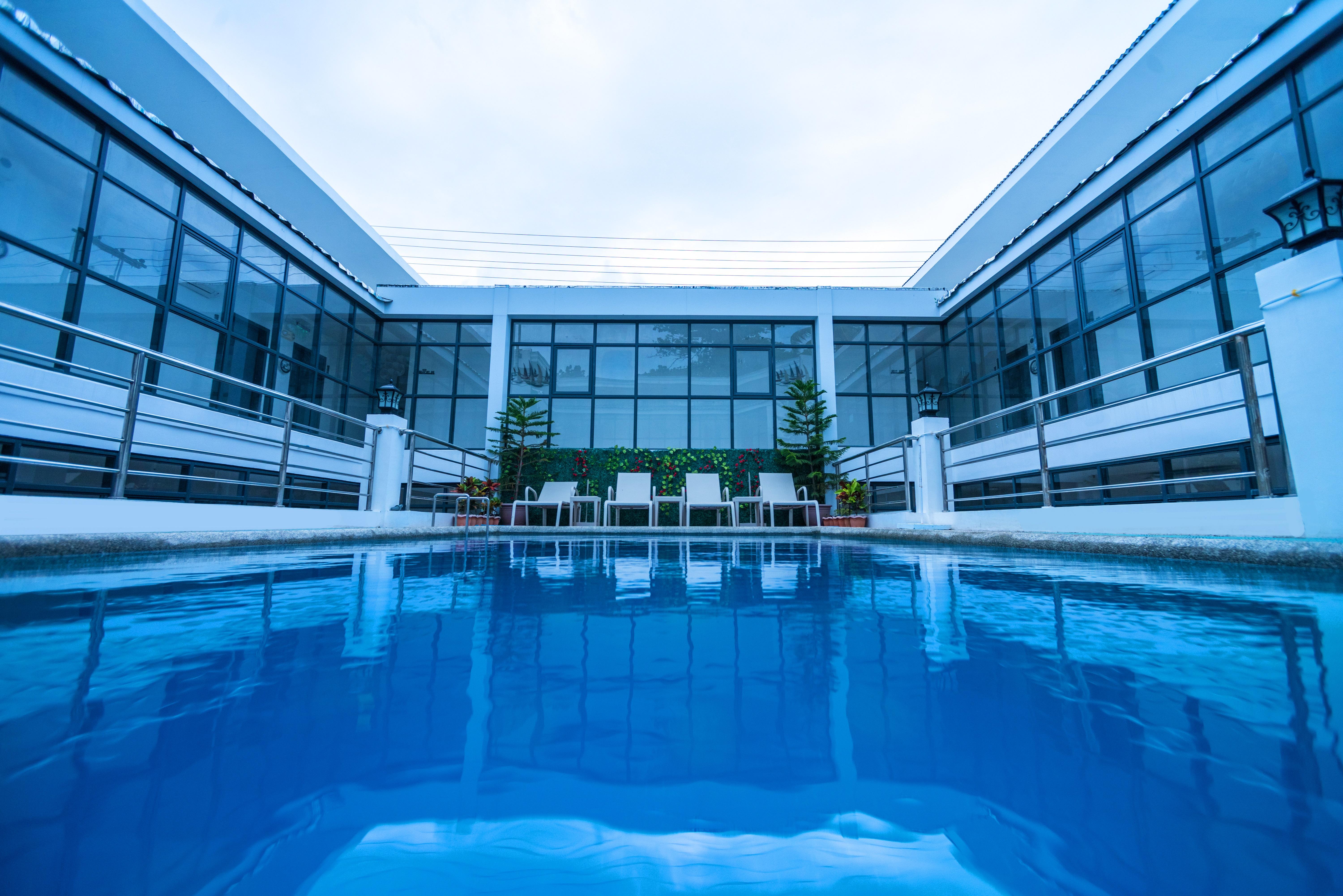 Erus Suites Hotel Boracay Manoc-Manoc Exteriör bild