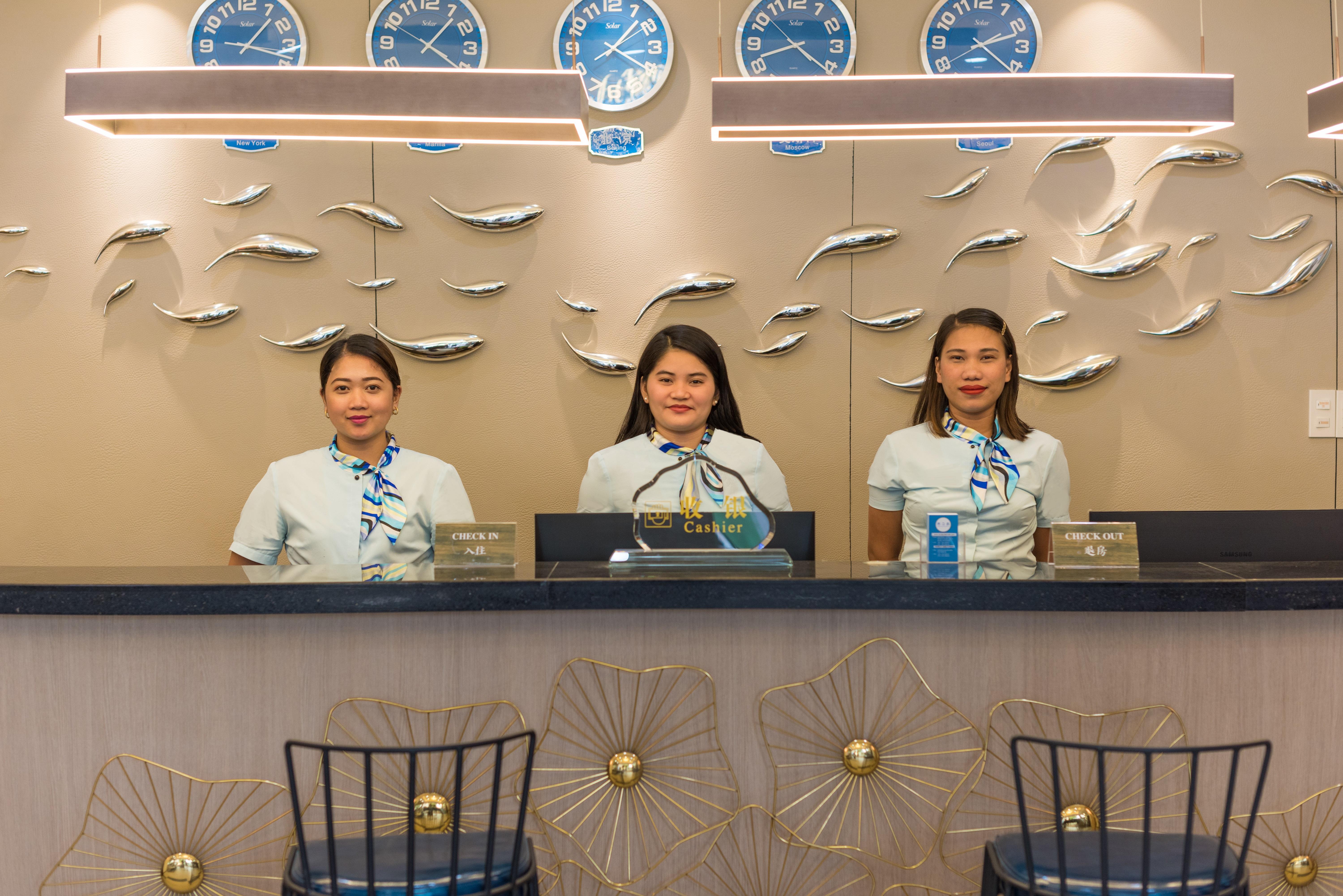 Erus Suites Hotel Boracay Manoc-Manoc Exteriör bild