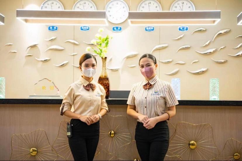 Erus Suites Hotel Boracay Manoc-Manoc Exteriör bild